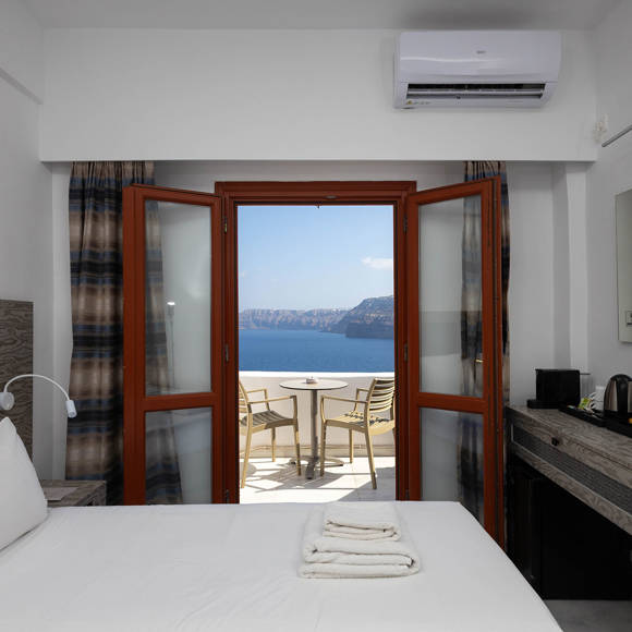 Santorini-View-Hotel-Standard-Room-Caldera-View-1